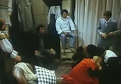 سیاه, به دنبال یک دوست لعنتی کس با جوراب